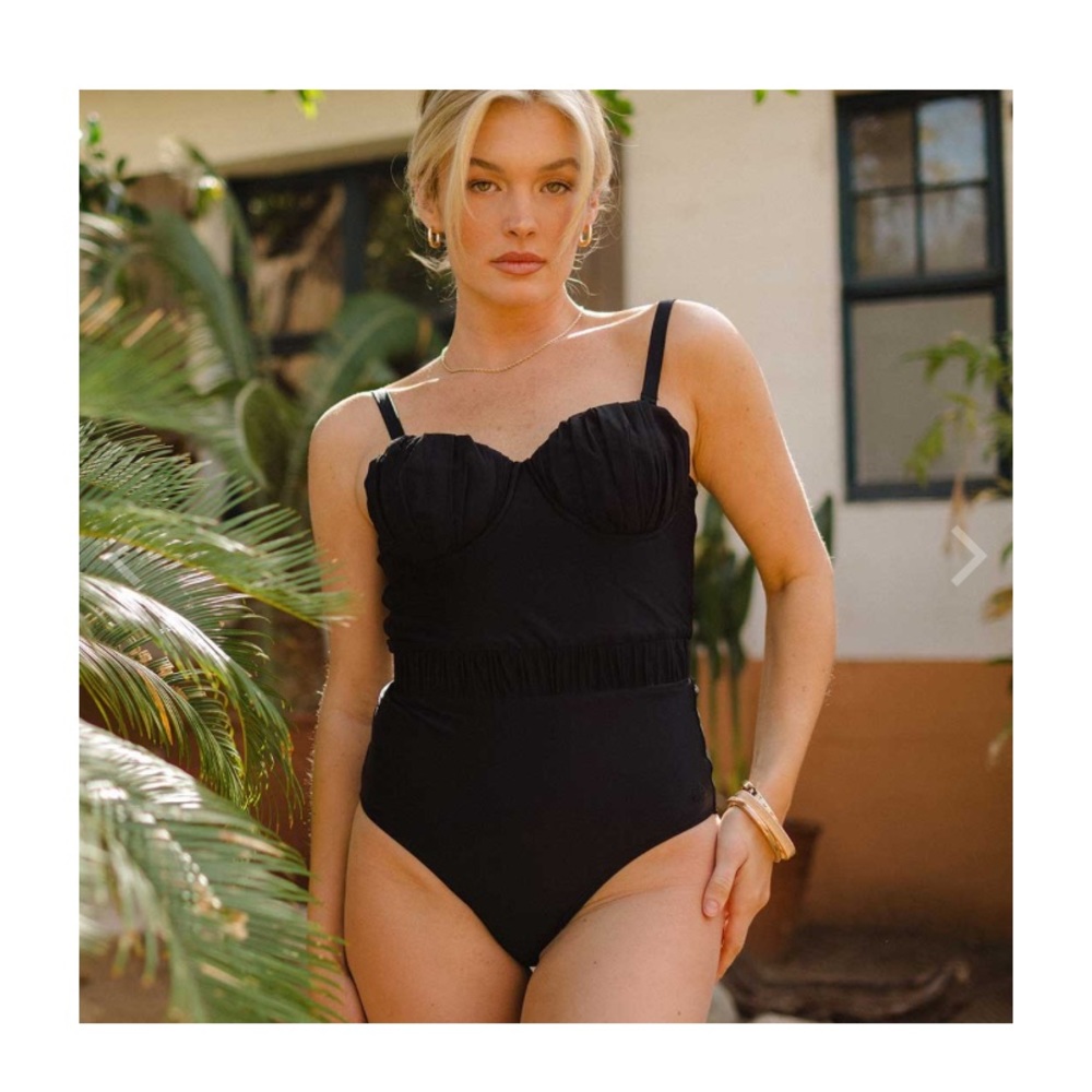 Albion - the Duchess one-piece, black